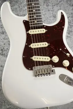 FENDER AMERICAN ULTRA STRATOCASTER RW ARCTIC PEARL 2023 ELECTRIC GUITAR