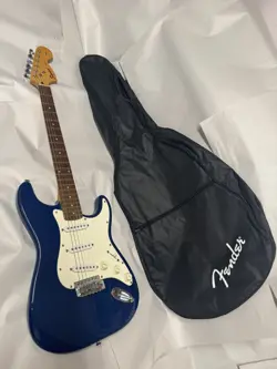 SQUIER STRAT FACTORY