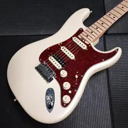 FENDER AMERICAN ELITE STRATOCASTER HSS SHAWBUCKER ELECTRIC GUITAR USED 0224029