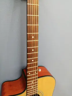 NAT ACOUSTIC-ELECTRIC GUITAR