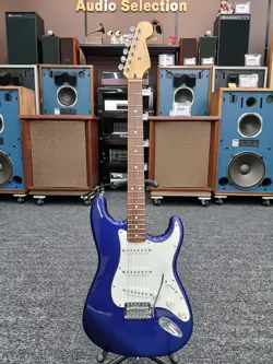 FENDER STRATOCASTER STANDARD ELECTRIC GUITAR