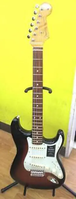 FENDER MEXICO VINTERA 60S STRATOCASTER ELECTRIC GUITAR