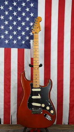 PLUS STRATOCASTER MOCHA