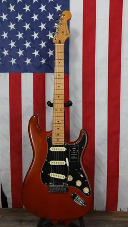 LIMITED EDITION FENDER PLAYER PLUS STRATOCASTER - MOCHA