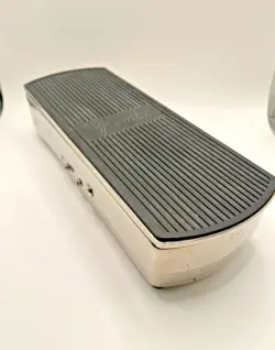 GENUINE FENDER VOLUME