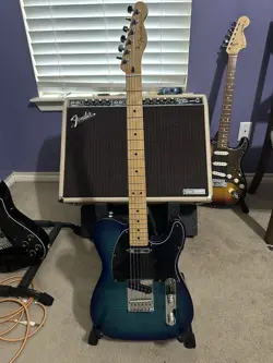 FENDER TELECASTER 70TH