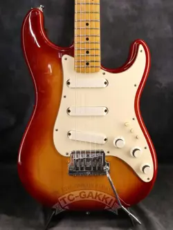 FENDER 1983 ELITE STRATOCASTER (1983)
