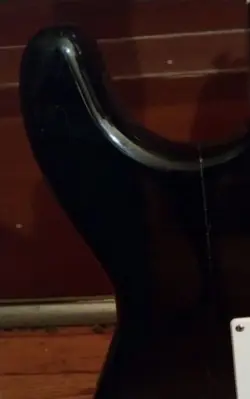 SQUIER STRAT FENDER ELECTRIC GUITAR