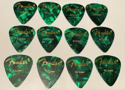 PICKS-1990’S FENDER-351-GREEN