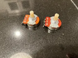 2 FENDER 1 MEG CTS 1981 POTS NYLON SHAFTS