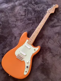FENDER MEXICAN DUOSONIC GUITAR