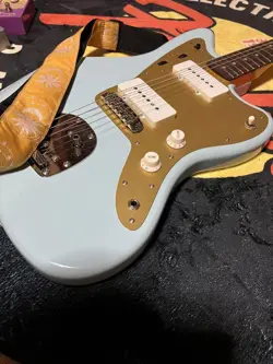 SQUIER BY FENDER JAZZMASTER CLASSIC VIBE