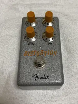 FENDER DISTORTION EFFECTOR