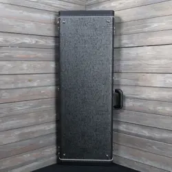 FENDER HARDSHELL STRATOCASTER/TELECASTER CASE GREAT CONDITION!