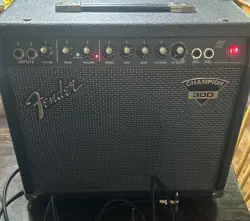 FENDER CHAMPION 300 AMPLIFIER