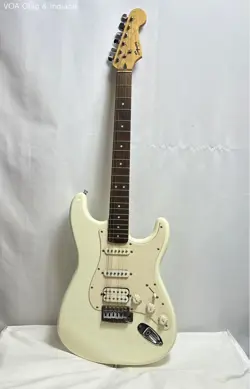 COLORED FENDER SQUIRE