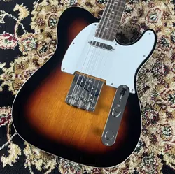 SQUIER BY FENDER CLASSIC VIBE BARITONE CUSTOM TELECASTER , LAUREL , PARCHMENT
