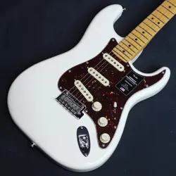 FENDER  AMERICAN PROFESSIONAL II STRATOCASTER MAPLE OLYMPIC WHITE S/N:US23077137