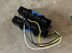 SET FENDER VINTERA 60S JAZZ BASS PICKUPS