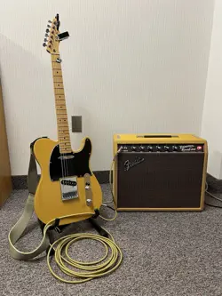 BLOND MAPLE FINGERBOARD