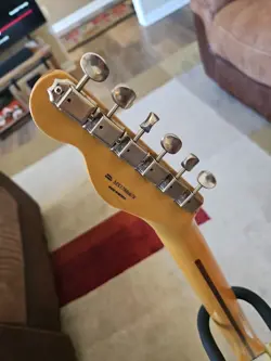 SILVER SPARKLE SERIAL