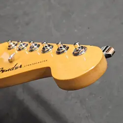 2022 FENDER PLAYER PLUS STRAT MAPLE NECK + LOCKING TUNERS - STRATOCASTER GUITAR