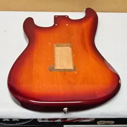BODY CHERRY SUNBURST
