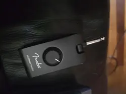 FENDER MUSTANG MICRO GUITAR HEADPHONE AMPLIFIER (USED)