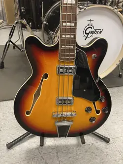FENDER MODERN PLAYER CORONADO II BASS