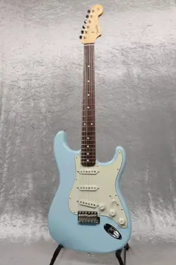 FENDER FSR COLLECTION TRADITIONAL 60S STRATOCASTER GUITAR, RW FB, DAPHNE BLUE
