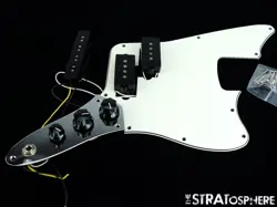 FENDER PLAYER JAGUAR BASS LOADED PICKGUARD, WITH ALNICO 5 P & JAZZ BASS UPGRADES