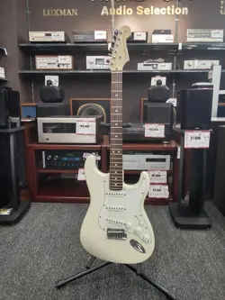 FENDER AMERICAN STRAT OWT R ELECTRIC GUITAR