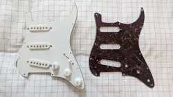 PICKGUARD WHITE AND