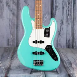 FENDER PLAYER JAZZ BASS, SEA FOAM GREEN
