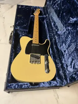 FENDER TELECASTER MADE IN USA