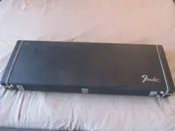 VINTAGE FENDER GUITAR CASE TELECASTER STRATOCASTER