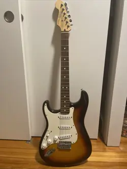FENDER STRATOCASTER® LEFT-HANDED