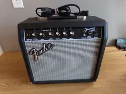 FENDER FRONTMAN 15G GUITAR AMPLIFIER IN ORIGINAL BOX