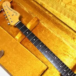 SIGNATURE JAZZMASTER WALNUT