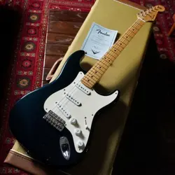 FENDER CUSTOM SHOP CUSTOM ERIC CLAPTON STRATOCASTER MERCEDES BLUE USA 2003