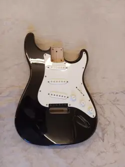 FENDER AFFINITY BODY