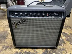 FENDER FRONTMAN 25R AMP TYPE PR 498