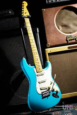 FENDER AMERICAN PROFESSIONAL II STRATOCASTER MN MBL 2022