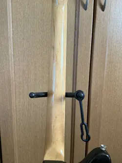 GUITAR STRAIGHT NECK