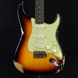 FENDER CUSTOM SHOP 1962 STRATOCASTER HEAVY RELIC BLONDE ASH LIMITED EDITION