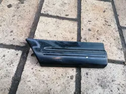 LEFT FENDER MOLDING