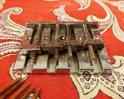 1970S-80S LEO QUAN BADASS II BRIDGE FOR FENDER JAZZ OR PRECISION BASS