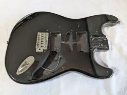 BODY BLACK STRATOCASTER