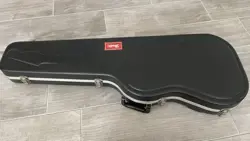 FENDER MOLDED ELECTRIC GUITAR CASE TELECASTER STRATOCASTER