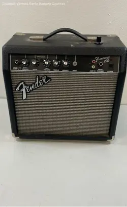 FENDER FRONTMAN 15G 15 WATT ELECTRIC GUITAR AMP AMPLIFIER